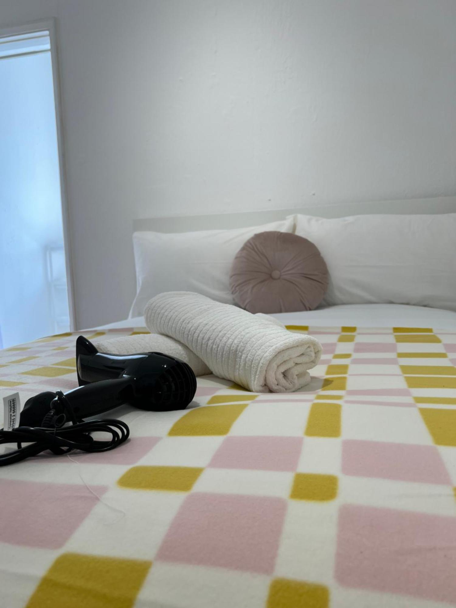 Lovely Rooms In Camden Town-Central Лондон Екстер'єр фото